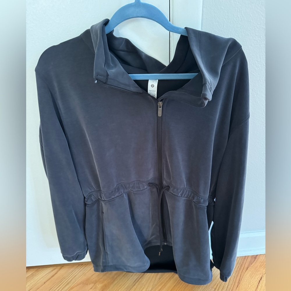 Lululemon soft stream jacket
